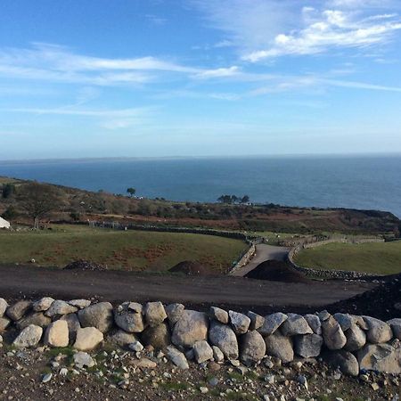 Stunning Views At Ballagh Cottage Newcastle นิวคาสเซิล ภายนอก รูปภาพ