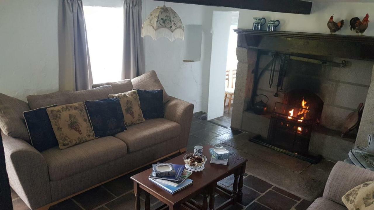 Stunning Views At Ballagh Cottage Newcastle นิวคาสเซิล ภายนอก รูปภาพ