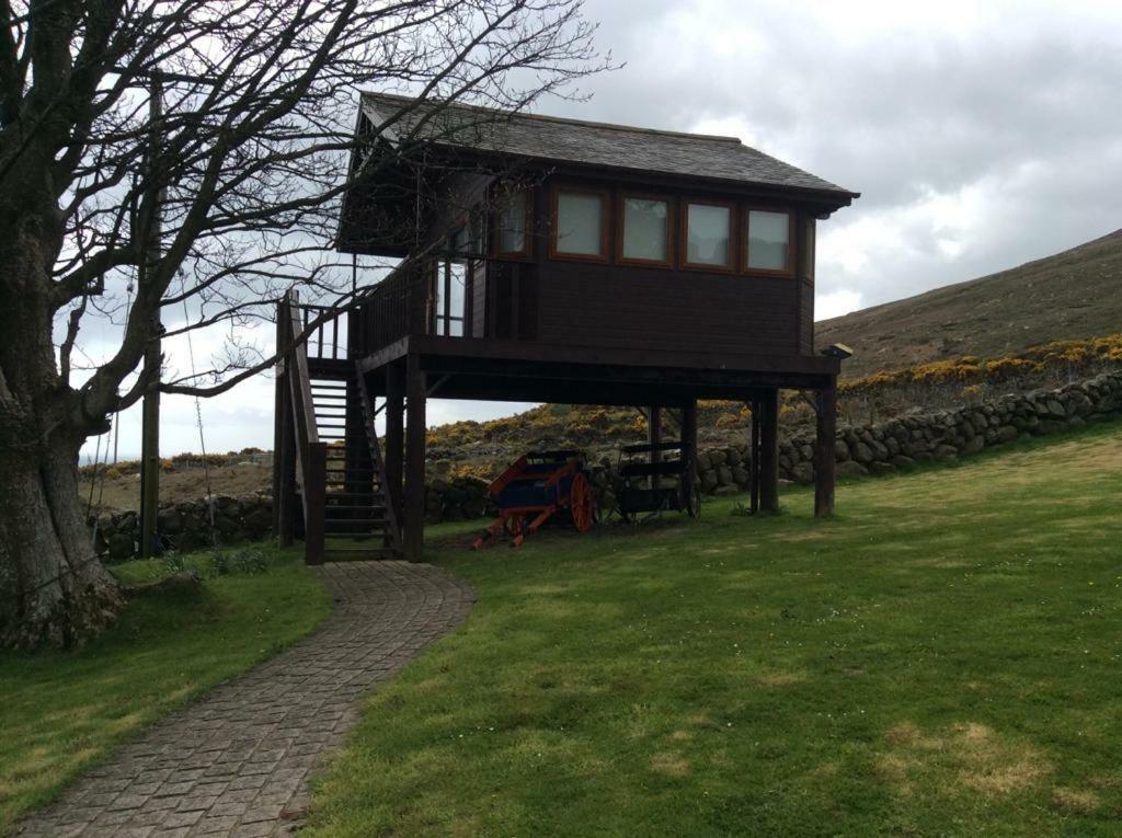Stunning Views At Ballagh Cottage Newcastle นิวคาสเซิล ภายนอก รูปภาพ